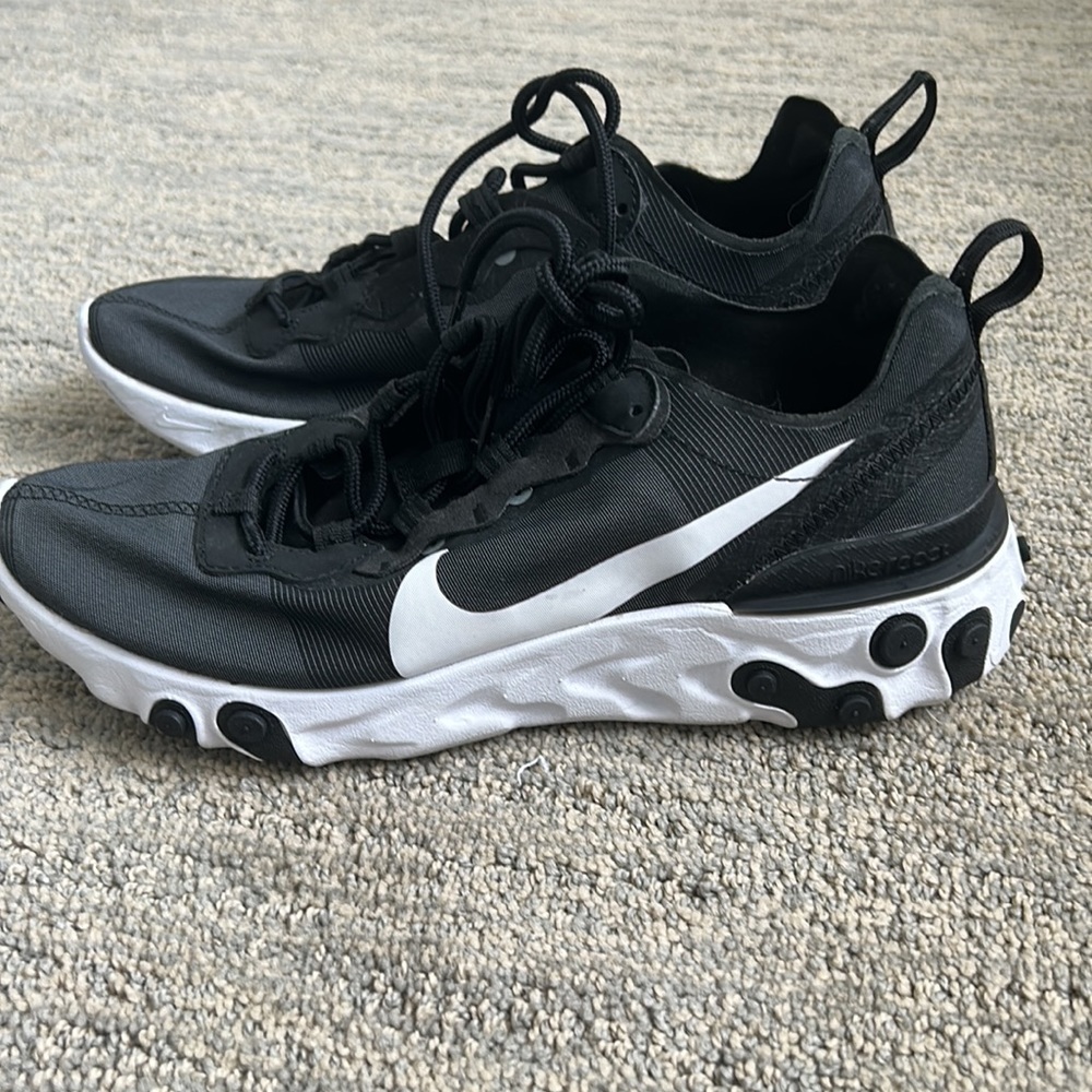 Nike React Element 55 sneakers. 6.5men/8 women.